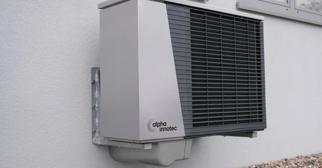 découvrez la compatibilité des pompes à chaleur avec différents systèmes pour optimiser leur performance et efficacité énergétique.