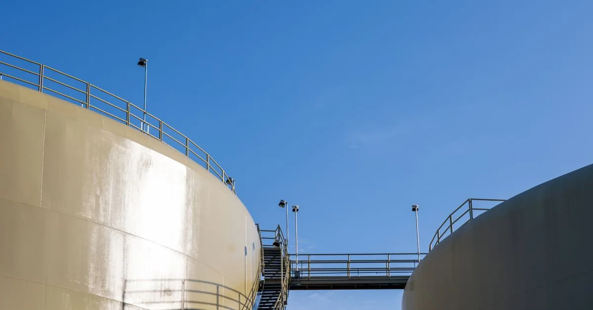 découvrez comment choisir la capacité idéale pour votre chauffe-eau afin d'optimiser la consommation d'énergie et assurer un confort optimal en eau chaude.